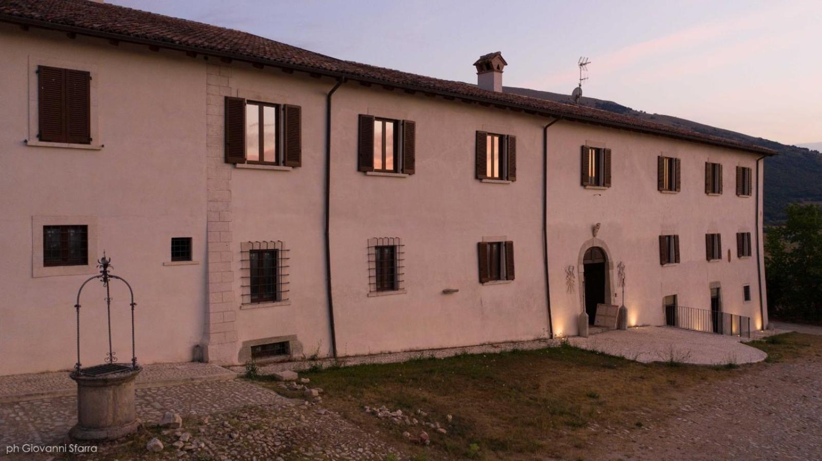 Palazzo Palitti Bed & Breakfast Roio Exterior photo